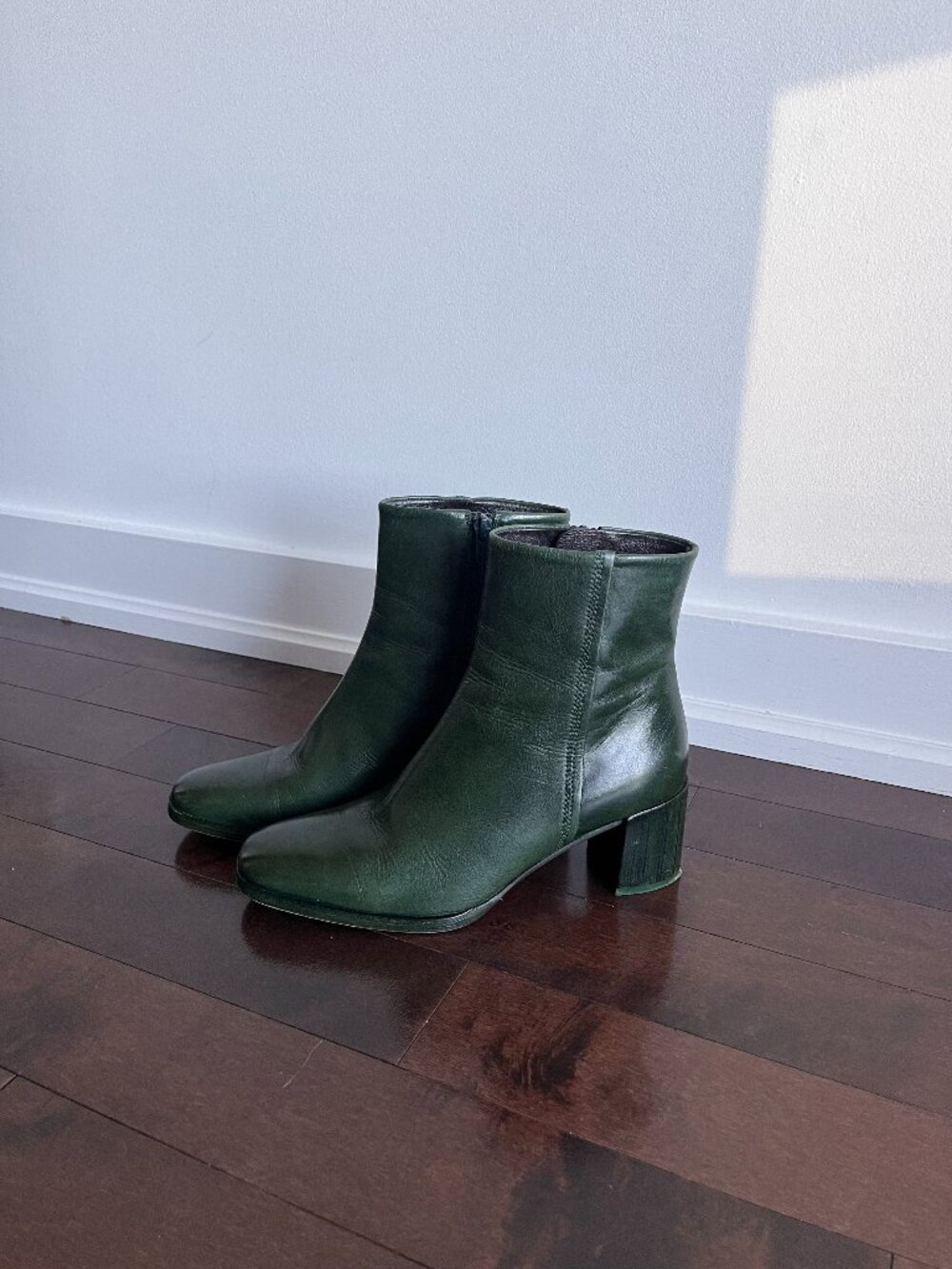 Gravity Pope Green Leather Heeled Boots